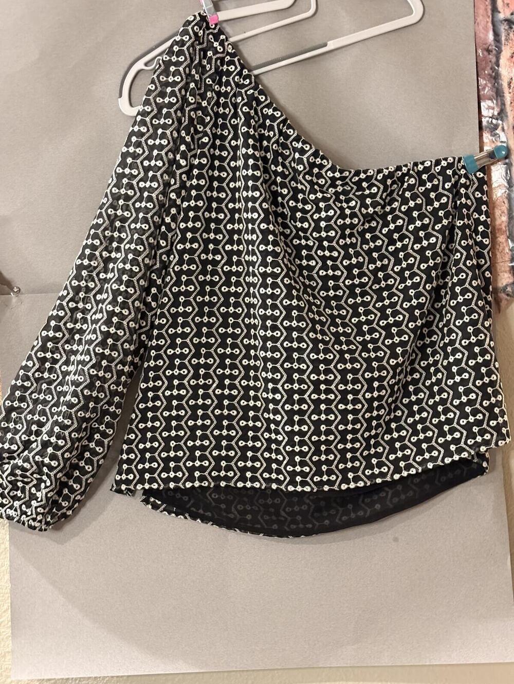 WHBM One-Shoulder Long Sleeve Geometric Print Blouse Size XL